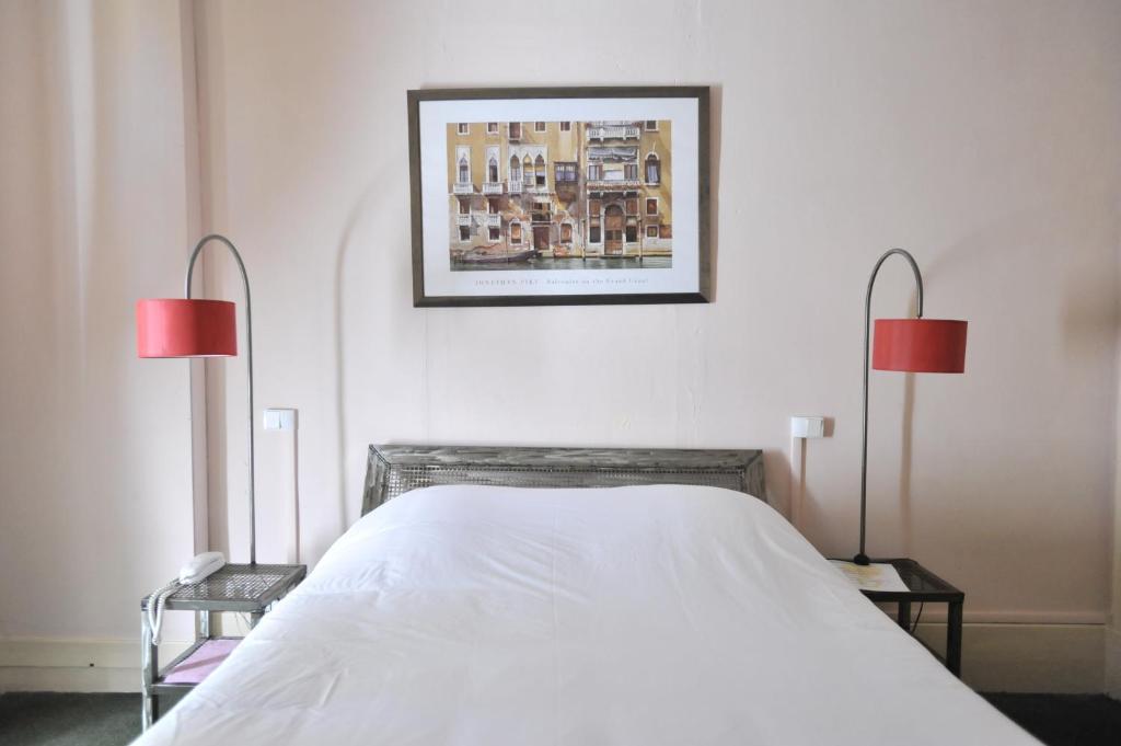 Les Celestins Otel Vals-les-Bains Oda fotoğraf